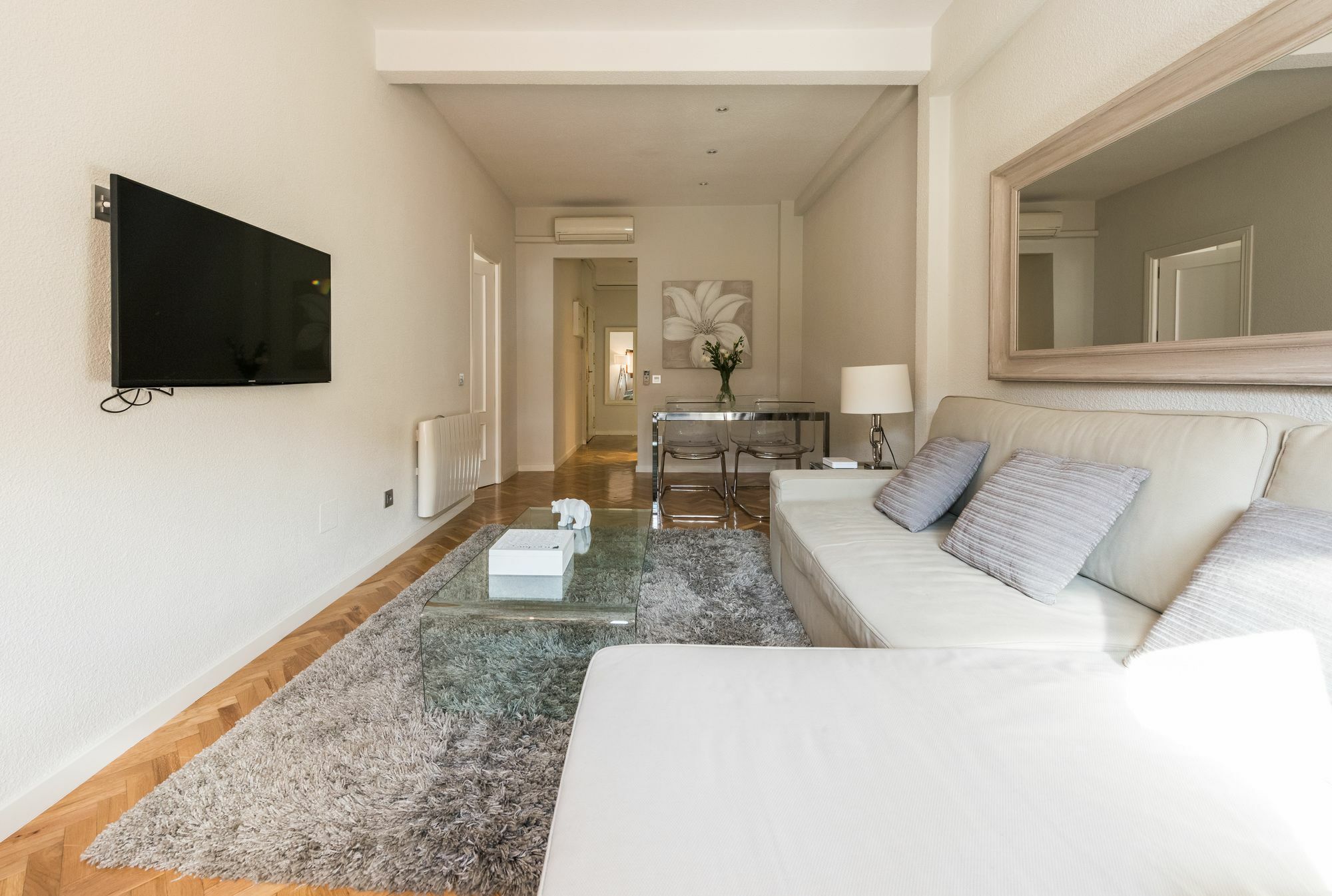 Апартаменты Atico En Chueca By Madflats Collection Мадрид Экстерьер фото